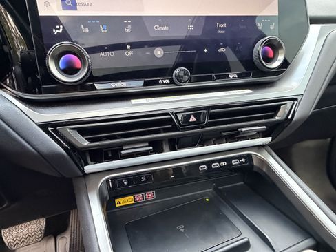 Certified 2025 Lexus TX 350 AWD w/ Technology Package image 26