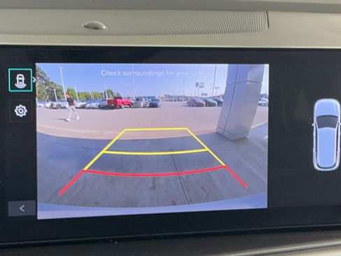 Used 2024 Kia Sorento S w/ Panoramic Sunroof Package FWD image 15