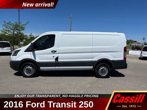 Used 2016 Ford Transit 250 130 Low Roof RWD image 1