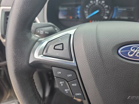 Used 2022 Ford Edge SEL w/ Convenience Package AWD/4WD image 17
