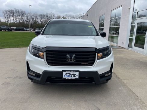 Used 2021 Honda Ridgeline Sport image 3