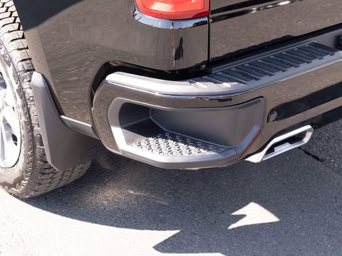 New 2026 Chevrolet Silverado 1500 High Country AWD/4WD image 31