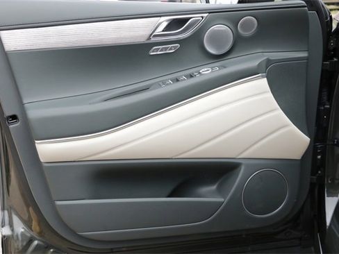 New 2026 Genesis GV80 2.5T Prestige image 16