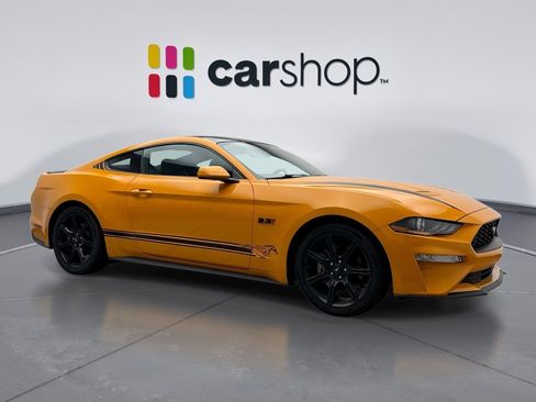 Used 2019 Ford Mustang Coupe w/ Black Accent Package RWD image 7