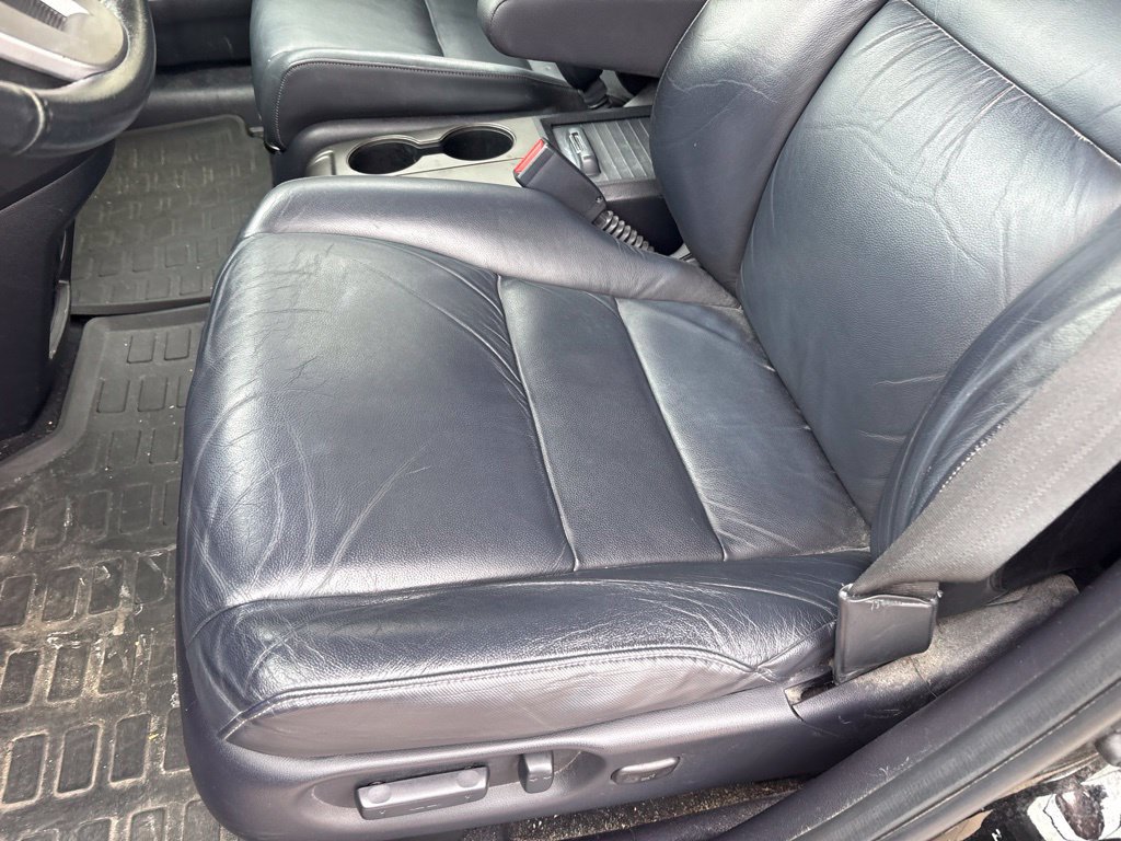 Used 2011 Honda CR-V EX-L image 12