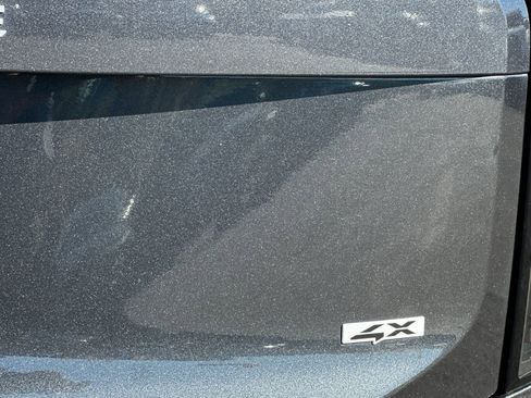 Certified 2024 Kia Telluride SX Prestige w/ Towing Package image 32