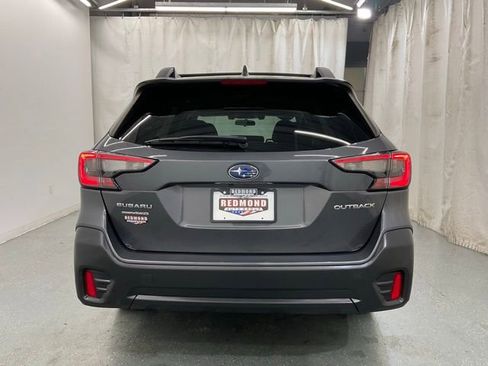Used 2022 Subaru Outback Premium AWD/4WD image 6