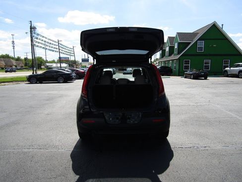 Used 2020 Kia Soul LX FWD image 7