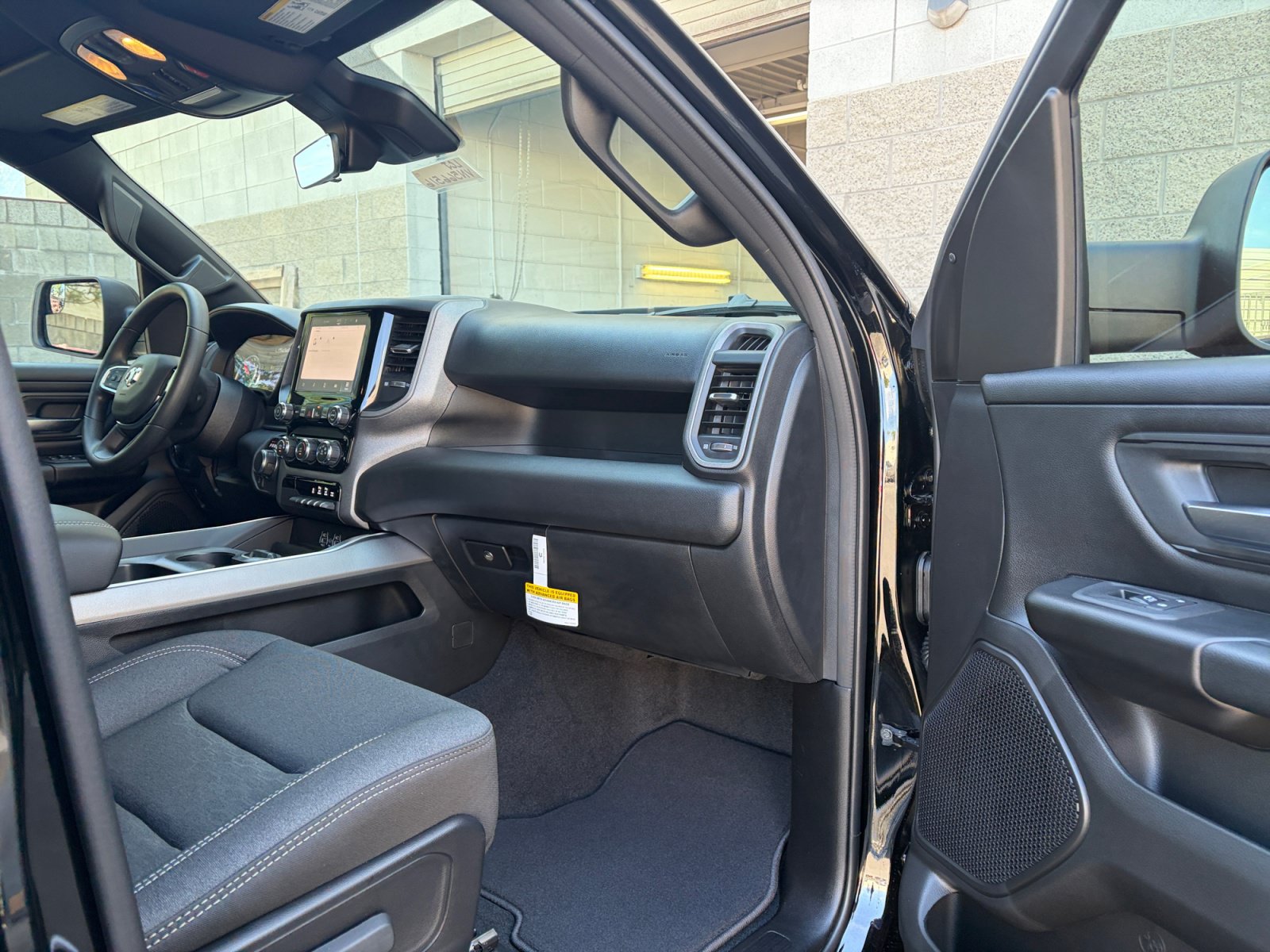 New 2027 RAM 1500 Express AWD/4WD image 16