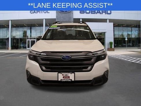 Certified 2025 Subaru Forester Limited image 6