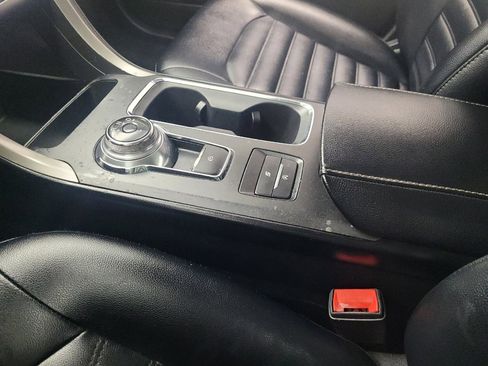 Used 2020 Ford Fusion SEL image 26