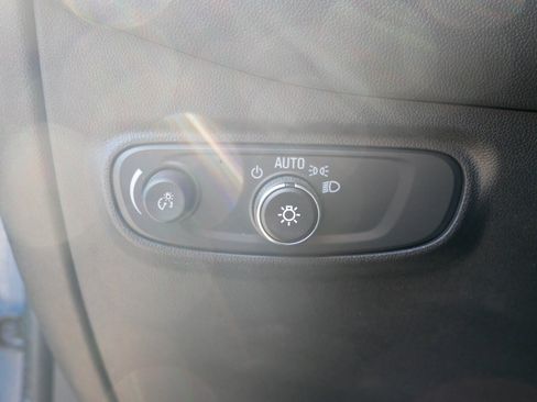 Used 2024 Chevrolet Equinox LT AWD/4WD image 16