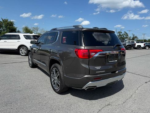 Used 2019 GMC Acadia Denali w/ Technology Package FWD image 3