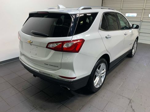 Used 2020 Chevrolet Equinox Premier image 3
