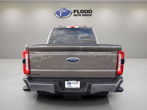 New 2026 Ford F250 Lariat w/ Chrome Package image 3