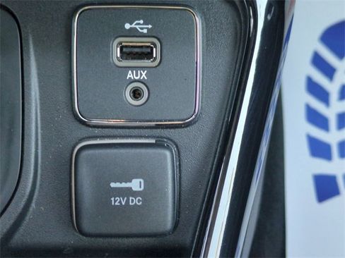 Used 2018 Jeep Compass Limited w/ Navigation Group image 22