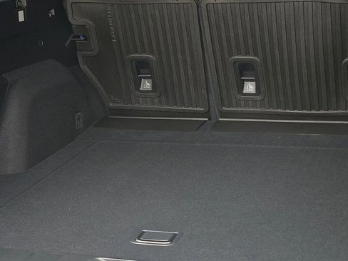 New 2026 Subaru Outback Limited AWD/4WD image 9