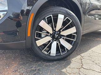New 2026 Mitsubishi Outlander LE FWD video 2