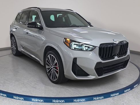 Used 2026 BMW X1 xDrive28i image 3