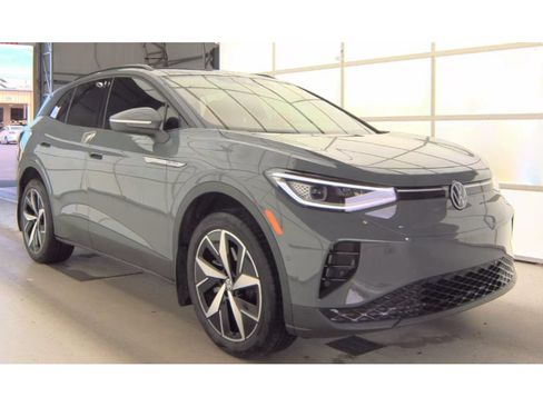 Used 2024 Volkswagen ID.4 Pro S AWD/4WD image 2