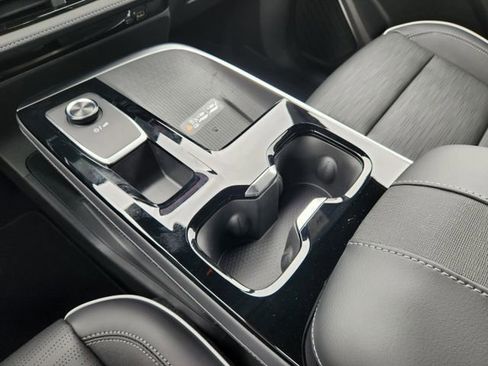 New 2025 Buick Enclave Sport Touring w/ Super Cruise Package FWD image 28