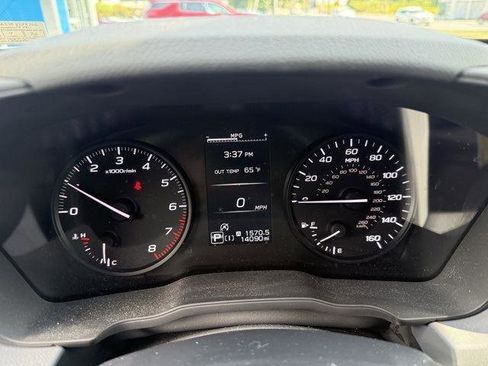 Used 2024 Subaru Crosstrek 2.0i image 11