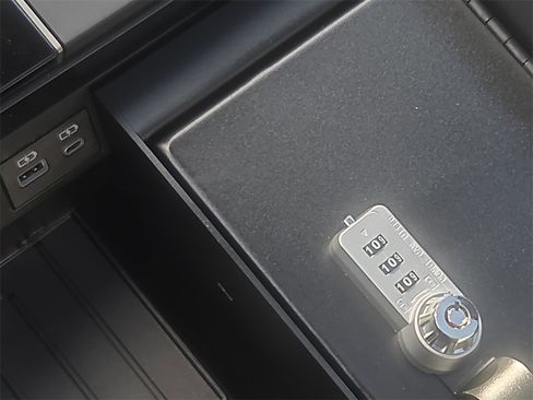 New 2026 Toyota Tundra Limited image 23