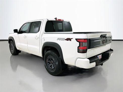 Used 2025 Nissan Frontier PRO-4X w/ Pro Premium Package image 4