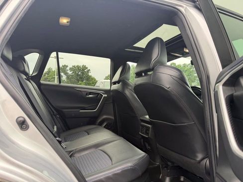 Used 2022 Toyota RAV4 XSE w/ XSE Grade Weather Package AWD/4WD image 12