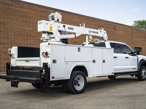 Used 2024 Ford F550 4x4 Crew Cab Super Duty w/ XLT Value Package image 5