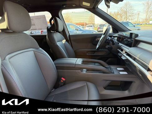 New 2027 Kia Telluride S w/ Towing Package AWD/4WD image 13