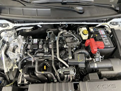 New 2026 Nissan Kicks SV image 18