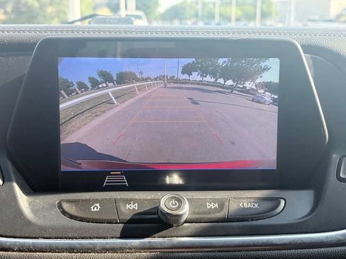 Used 2019 Chevrolet Blazer LT FWD image 10