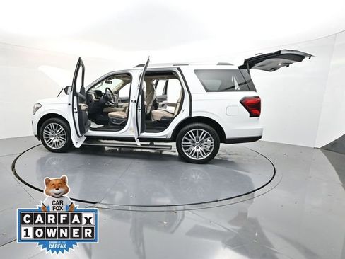 Used 2023 Ford Expedition Limited image 39