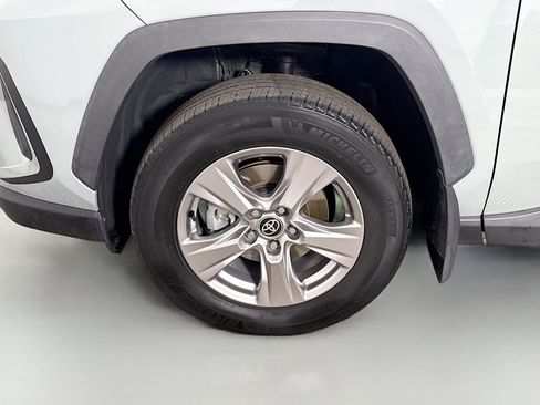 Used 2023 Toyota RAV4 XLE FWD image 38