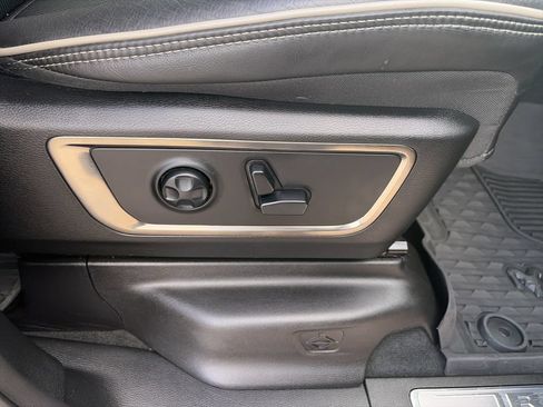 Used 2021 RAM 1500 Limited AWD/4WD image 33