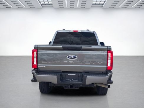 Used 2024 Ford F250 XLT w/ FX4 Off-Road Package AWD/4WD image 7