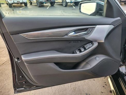 Used 2023 Cadillac CT5 V w/ Premium Package image 17
