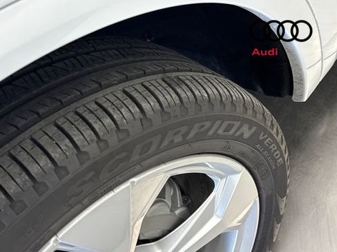 Certified 2025 Audi Q5 2.0T Premium Plus w/ Premium Plus Package AWD/4WD image 7