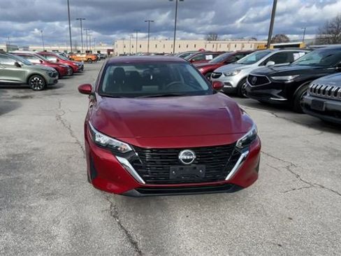 Used 2024 Nissan Sentra SV image 4