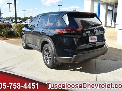 Used 2024 Nissan Rogue S image 7