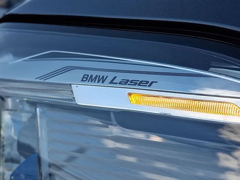 Used 2021 BMW X6 M50i w/ Executive Package AWD/4WD image 11