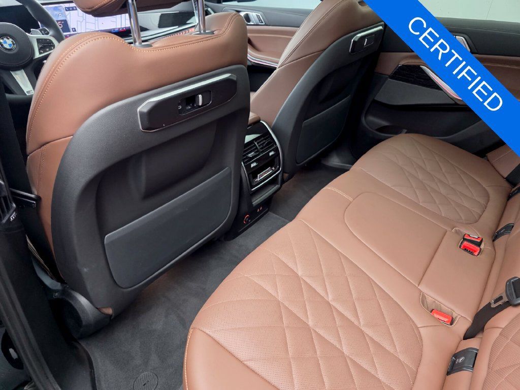 Certified 2025 BMW X5 sDrive40i w/ M Sport Package RWD image 15