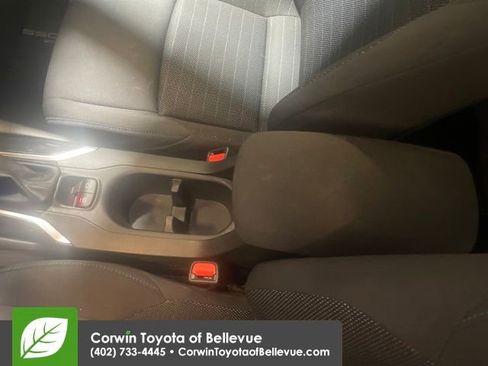 Certified 2023 Toyota Corolla Cross SE image 25