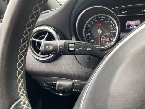 Used 2018 Mercedes-Benz GLA 250 4MATIC image 23