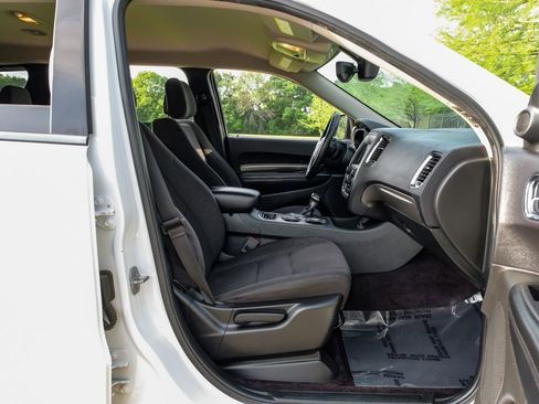 Used 2018 Dodge Durango SXT w/ 3rd Row Seating Group RWD image 38