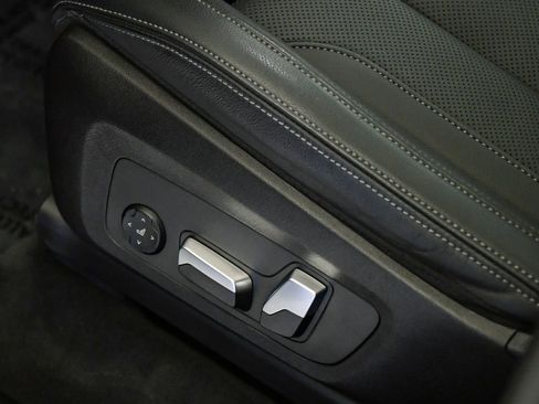 Used 2023 BMW X3 sDrive30i w/ Convenience Package image 23