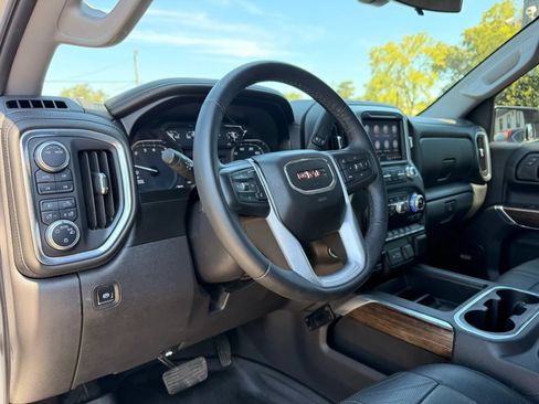 Used 2021 GMC Sierra 1500 Elevation w/ Preferred Package AWD/4WD image 14