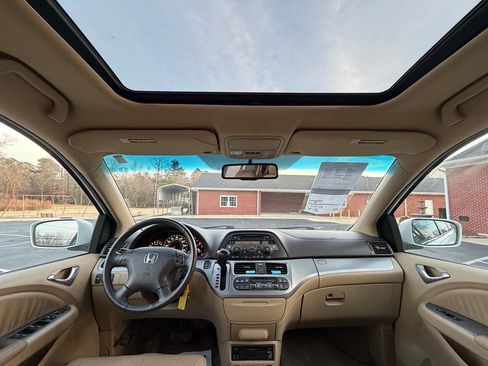 Used 2009 Honda Odyssey EX-L image 17