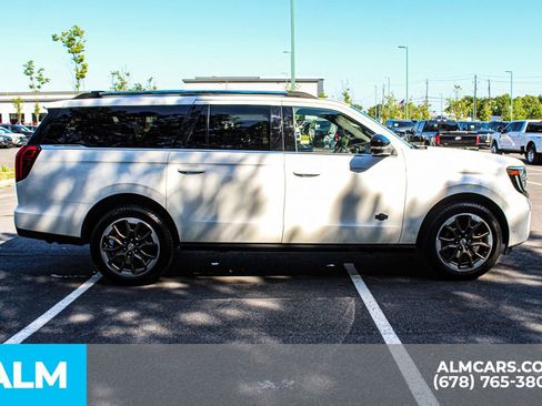 Used 2025 Ford Expedition Max King Ranch AWD/4WD image 9